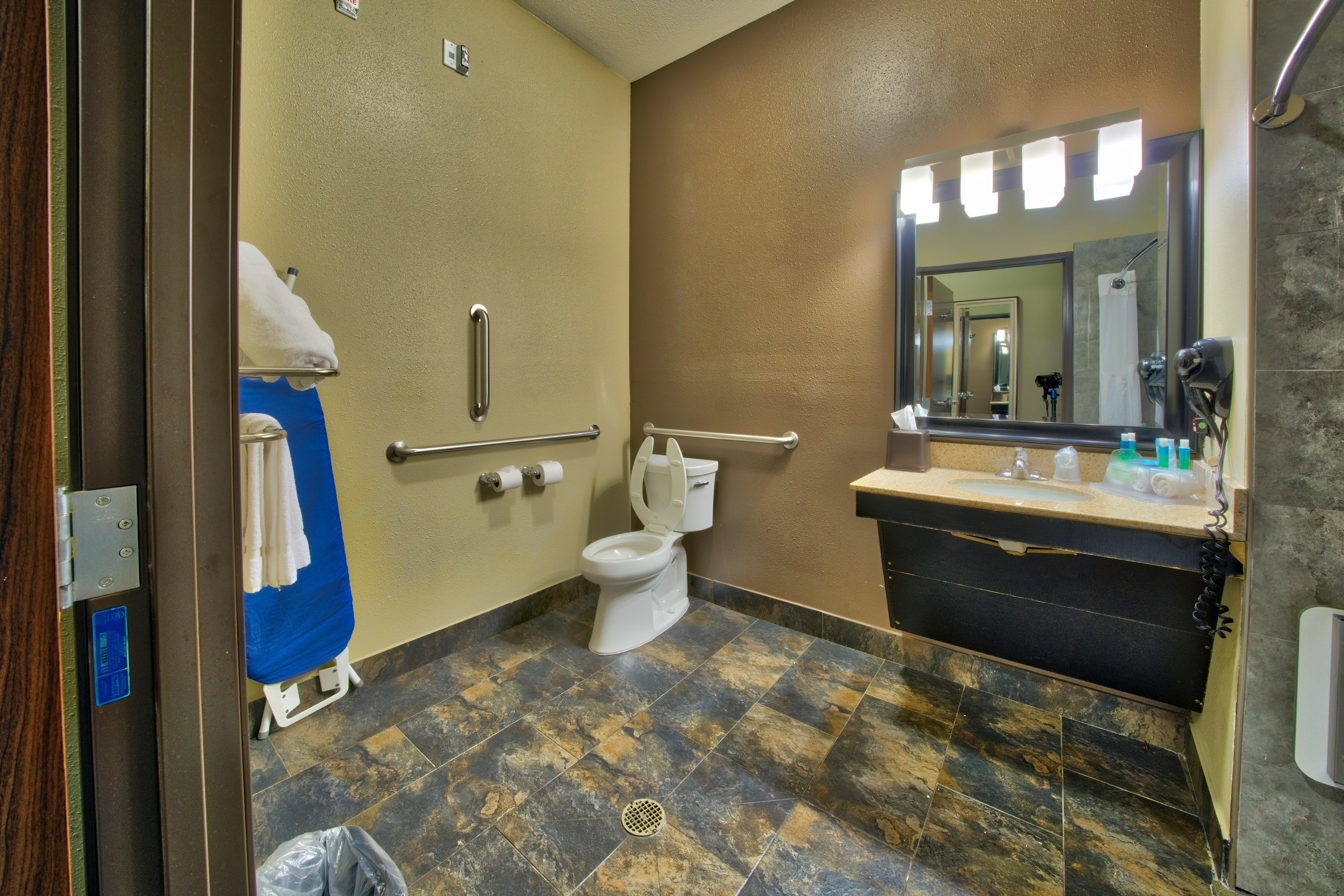 Holiday Inn Express And Suites Lubbock South By Ihg Экстерьер фото