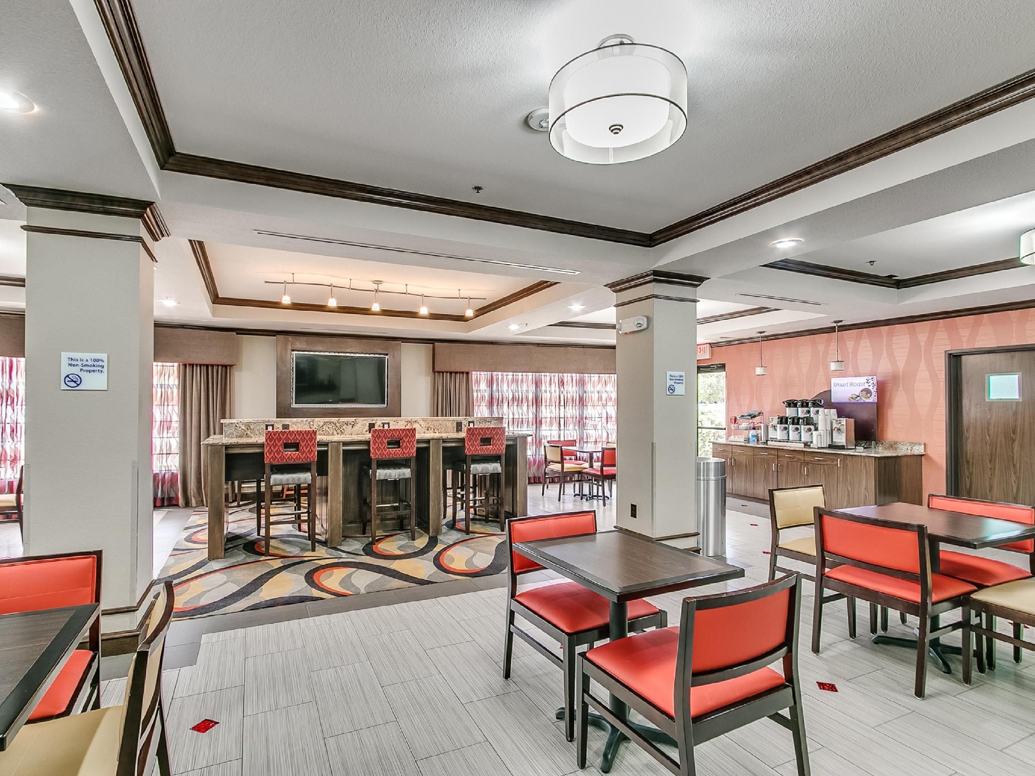 Holiday Inn Express And Suites Lubbock South By Ihg Экстерьер фото