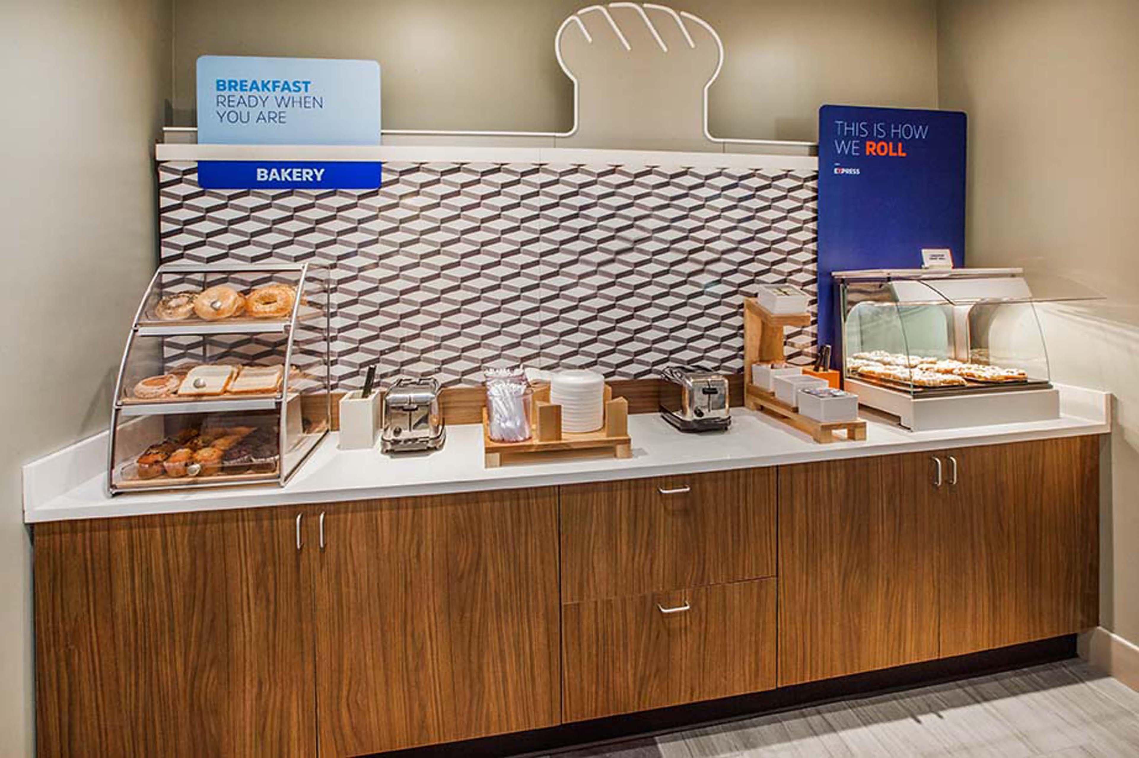 Holiday Inn Express And Suites Lubbock South By Ihg Экстерьер фото